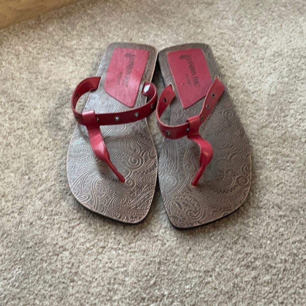 London Fog Sandals